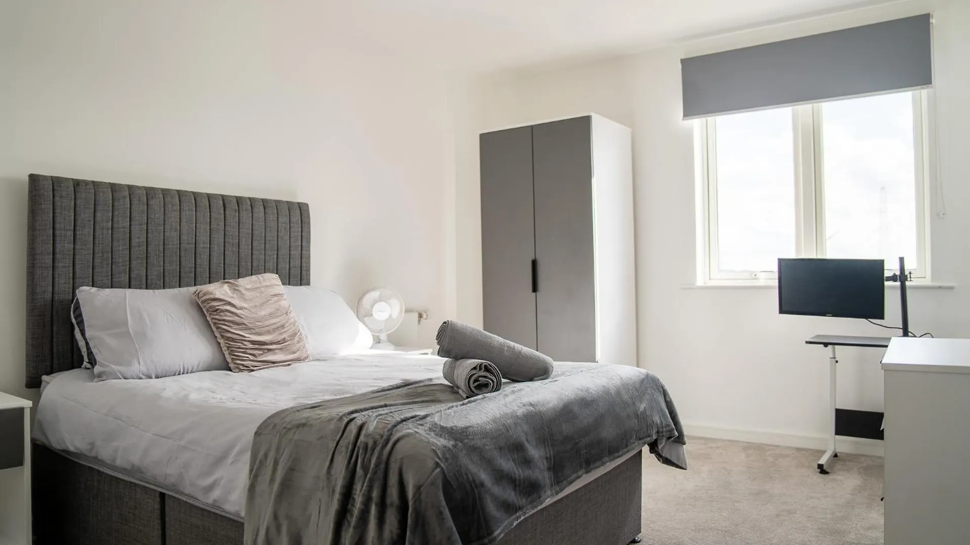 Luxora - Luxury 2 Bedroom Property Barking  0*, Barking (Greater London) United Kingdom