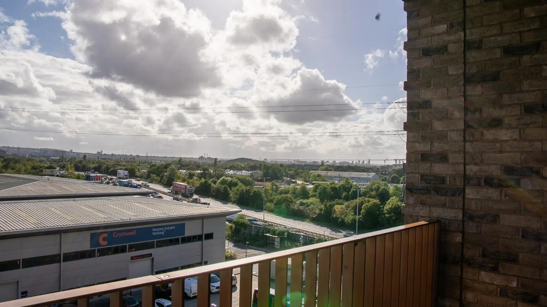 Apartment Luxora - Luxury 2 Bedroom Property Barking